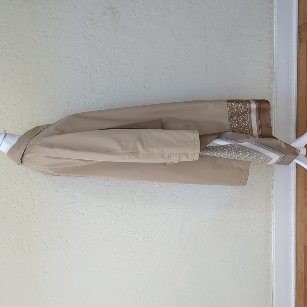 Burberry Runway Collection Pale Honey Scarf-Layer Trench Coat Size 6 - Picture 6 of 17